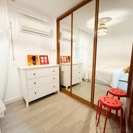 Beautiful Flat Perfectly Located By And Apartment